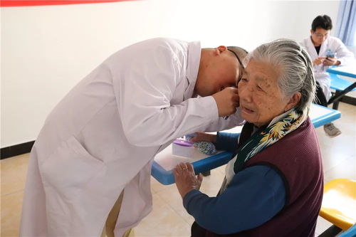 市中医医院开展“敬老月”志愿服务活动，关爱老年人健康
